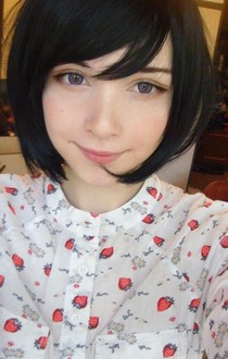 Babe with stunning face