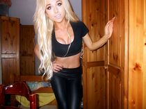 Thousands of MILFs in your